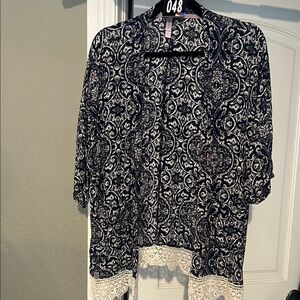 48 Navy and CreamPatterned Women's kimono with pockets